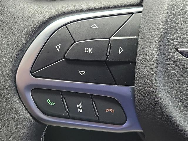 new 2025 Chrysler Pacifica car, priced at $41,752