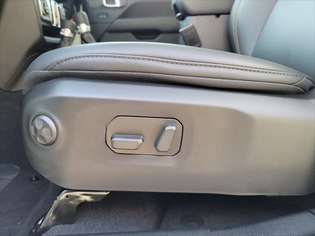 new 2025 Jeep Wrangler car, priced at $44,995