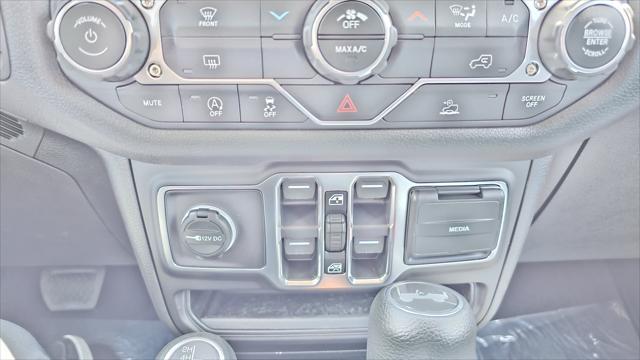 new 2025 Jeep Wrangler car, priced at $41,139