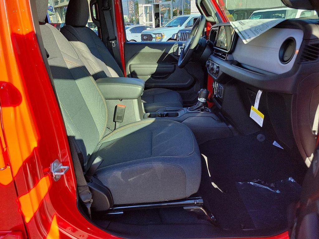 new 2025 Jeep Wrangler car, priced at $36,972