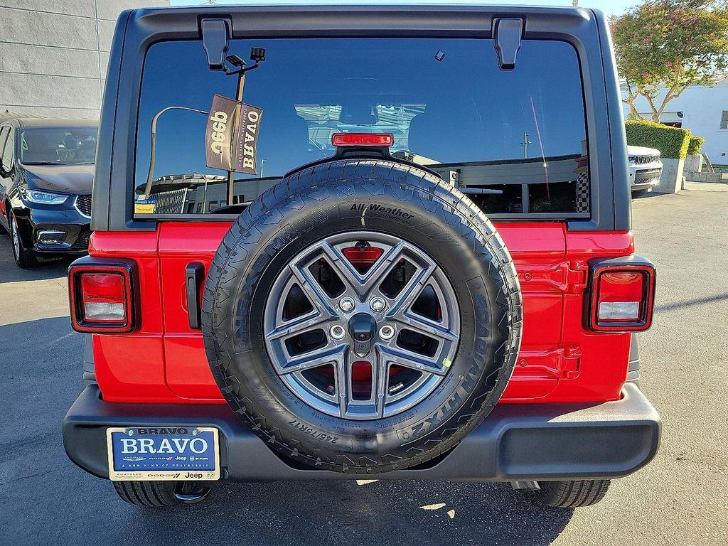 new 2025 Jeep Wrangler car, priced at $36,972