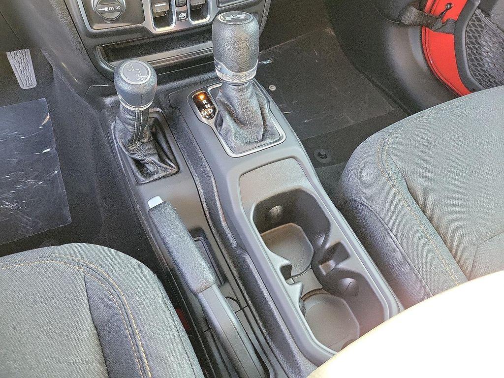 new 2025 Jeep Wrangler car, priced at $36,972