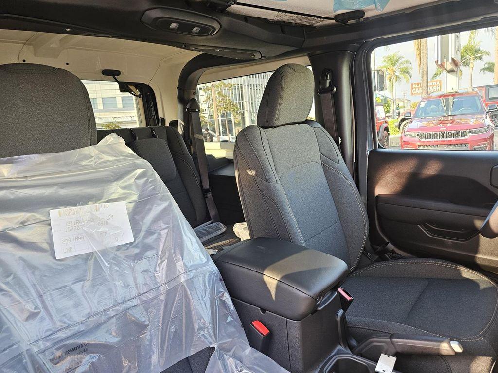 new 2025 Jeep Wrangler car, priced at $40,591