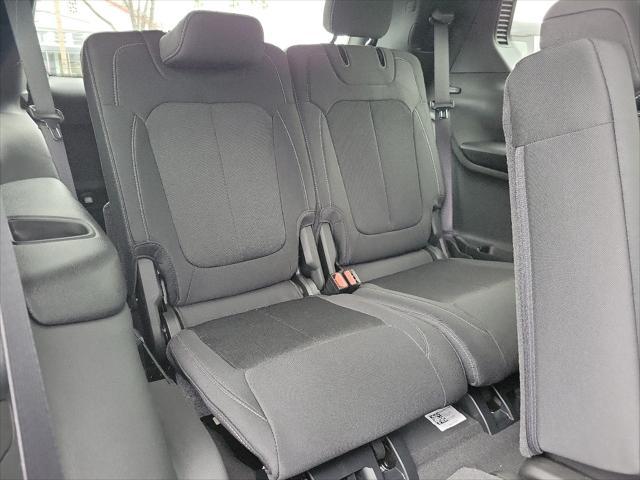new 2025 Jeep Grand Cherokee L car, priced at $36,995