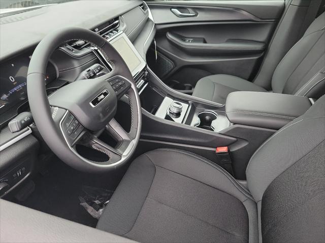 new 2025 Jeep Grand Cherokee L car, priced at $36,995