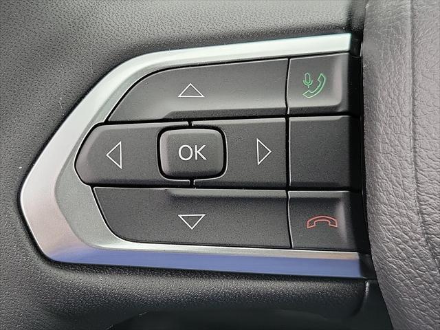 new 2025 Jeep Compass car, priced at $26,165