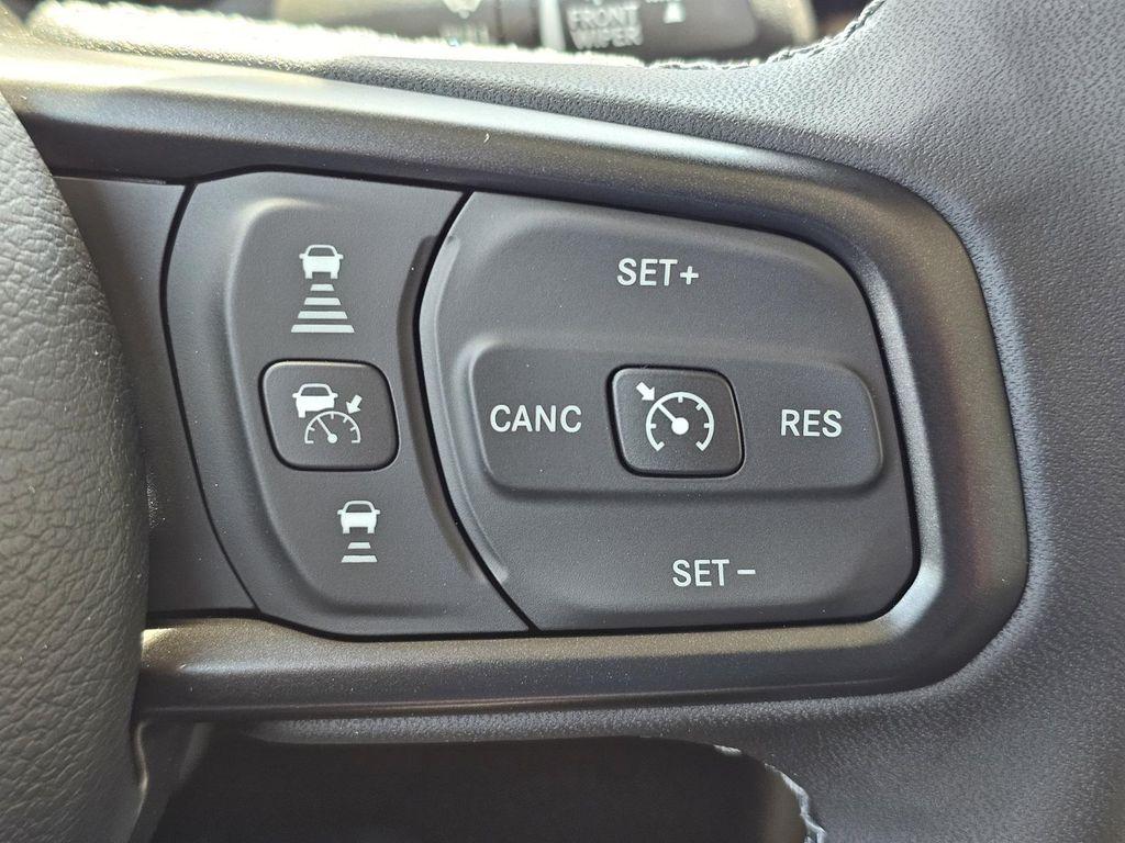 new 2025 Jeep Gladiator car, priced at $46,190