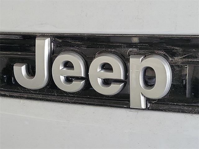 new 2025 Jeep Grand Cherokee car, priced at $39,705