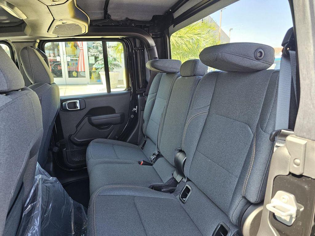 new 2025 Jeep Gladiator car, priced at $30,599