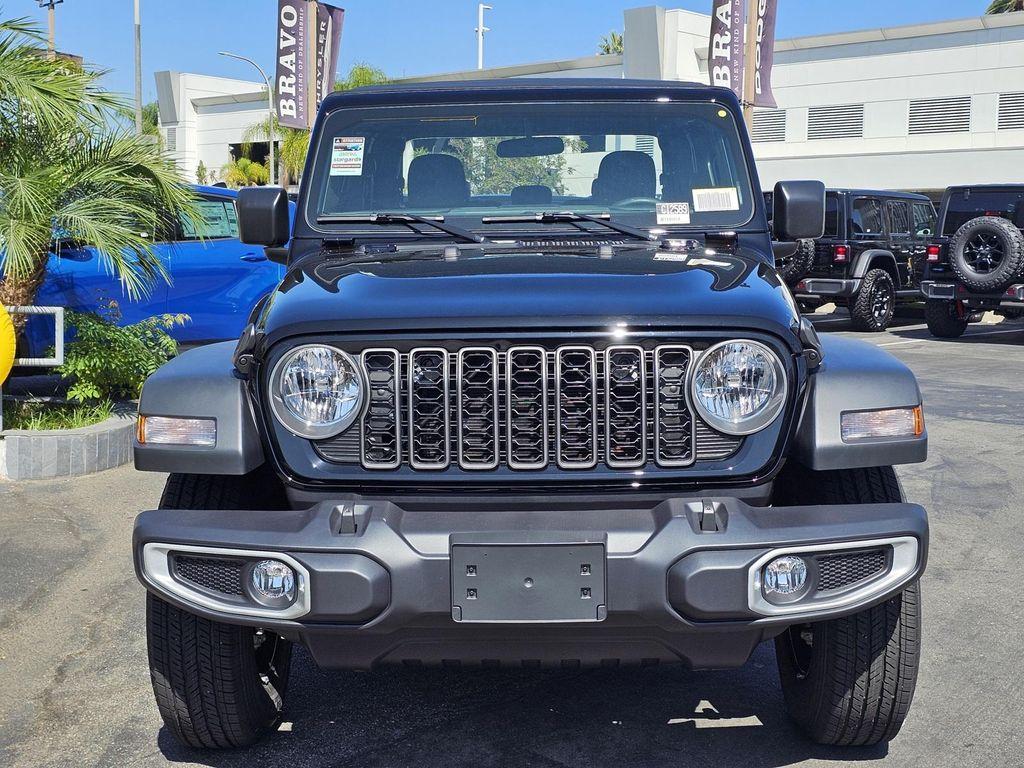 new 2025 Jeep Gladiator car, priced at $30,599