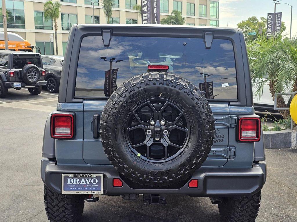 new 2025 Jeep Wrangler car, priced at $45,580