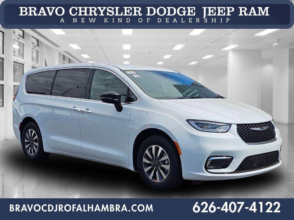 new 2026 Chrysler Pacifica car, priced at $50,760