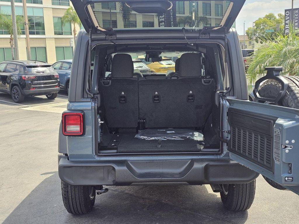 new 2025 Jeep Wrangler car, priced at $41,680