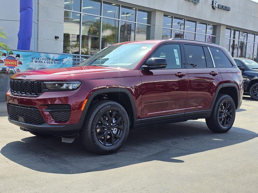 new 2025 Jeep Grand Cherokee car, priced at $33,595