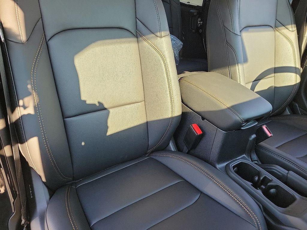 new 2025 Jeep Wrangler car, priced at $45,995