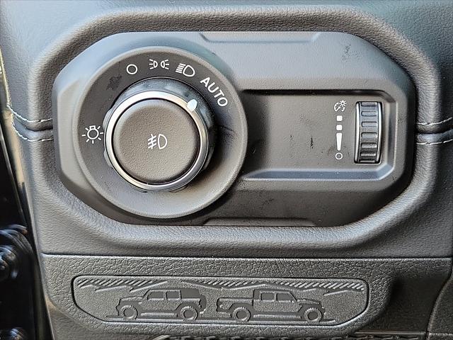 new 2025 Jeep Wrangler car, priced at $50,875