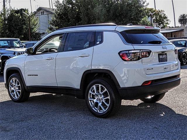 new 2022 Jeep Compass car, priced at $31,995