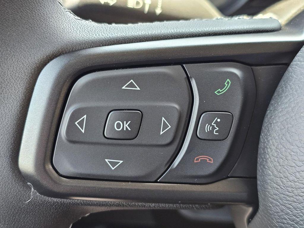 new 2025 Jeep Wrangler car, priced at $39,995