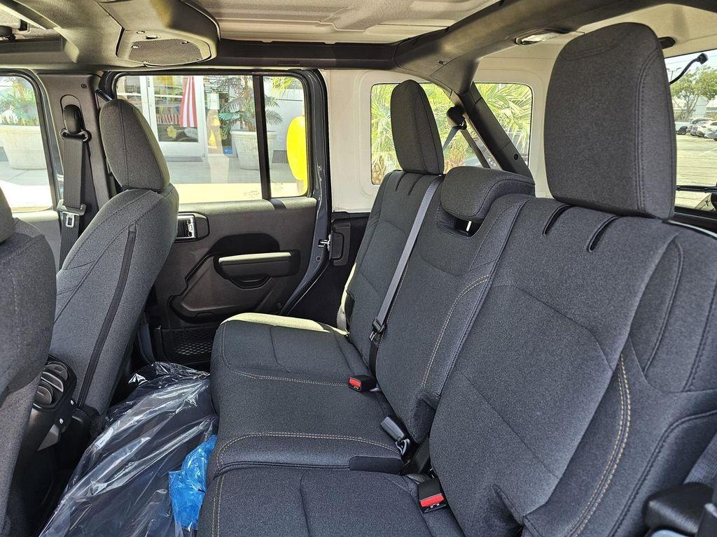 new 2025 Jeep Wrangler car, priced at $39,995