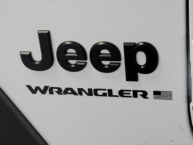 new 2025 Jeep Wrangler car, priced at $31,795