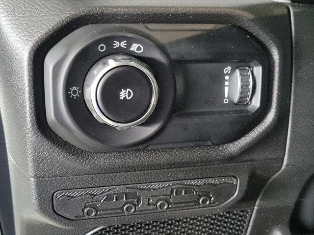 new 2025 Jeep Wrangler car, priced at $31,795