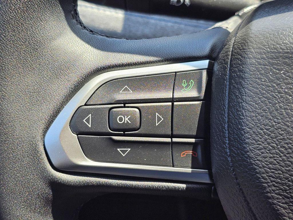 used 2025 Jeep Compass car, priced at $25,678
