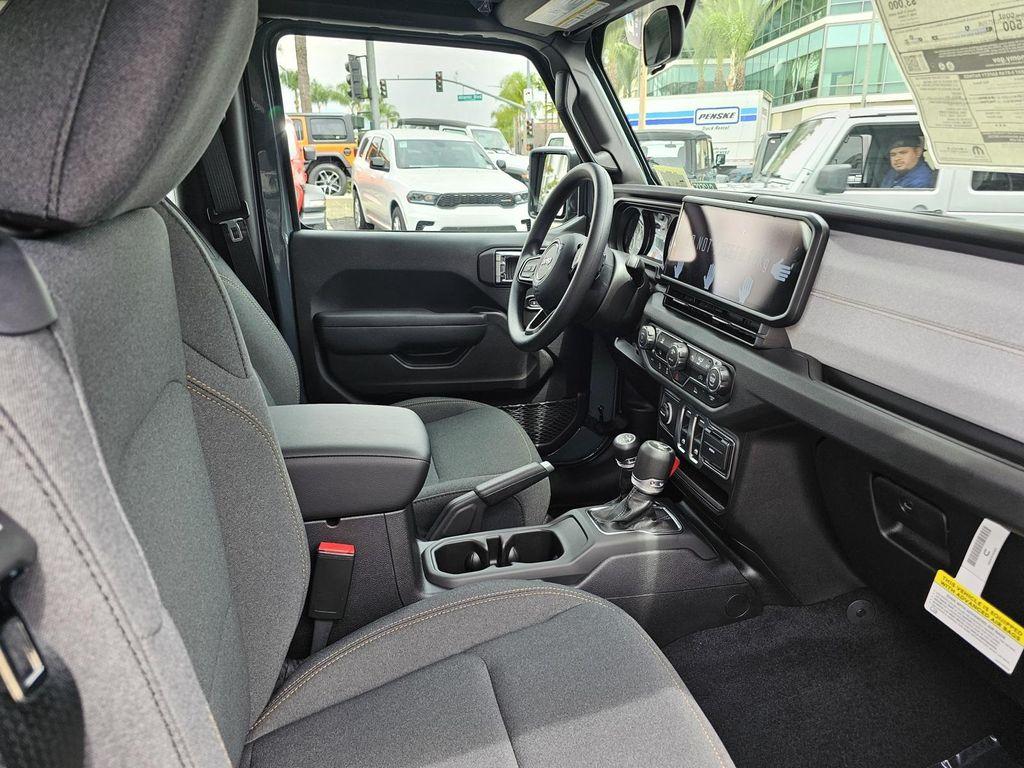 new 2025 Jeep Wrangler car, priced at $34,980