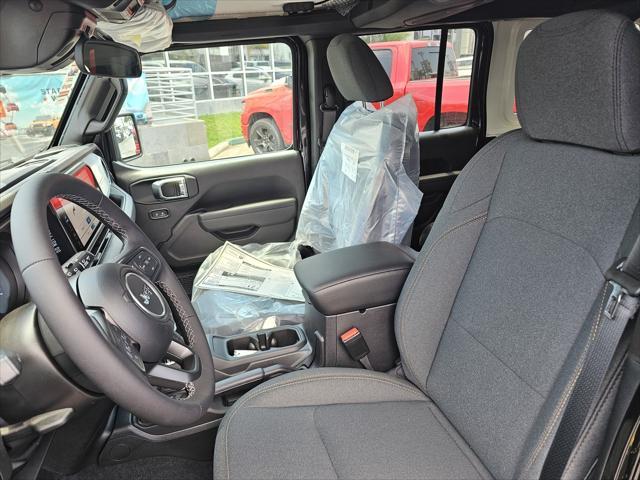new 2025 Jeep Wrangler car, priced at $40,499