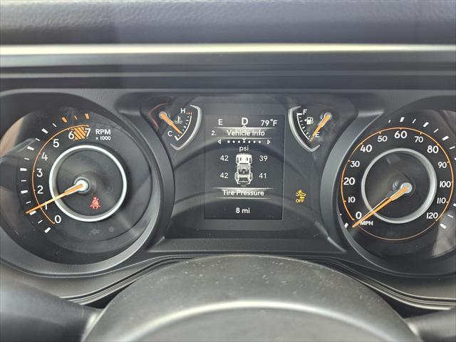 new 2025 Jeep Wrangler car, priced at $40,499
