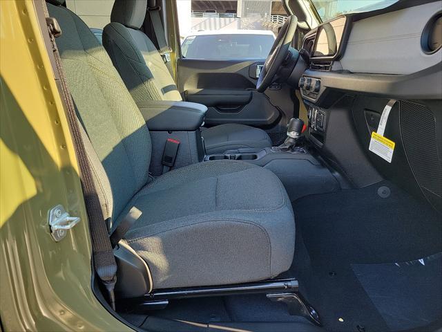 new 2025 Jeep Wrangler car, priced at $41,139