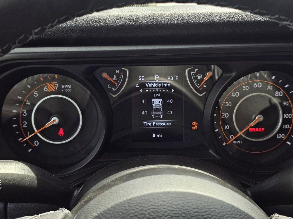 new 2025 Jeep Wrangler car, priced at $38,995