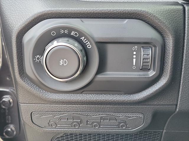 new 2025 Jeep Wrangler car, priced at $41,139