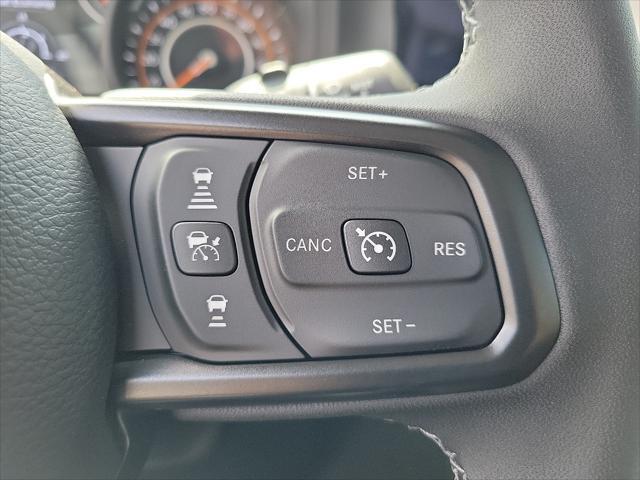 new 2025 Jeep Wrangler car, priced at $41,139
