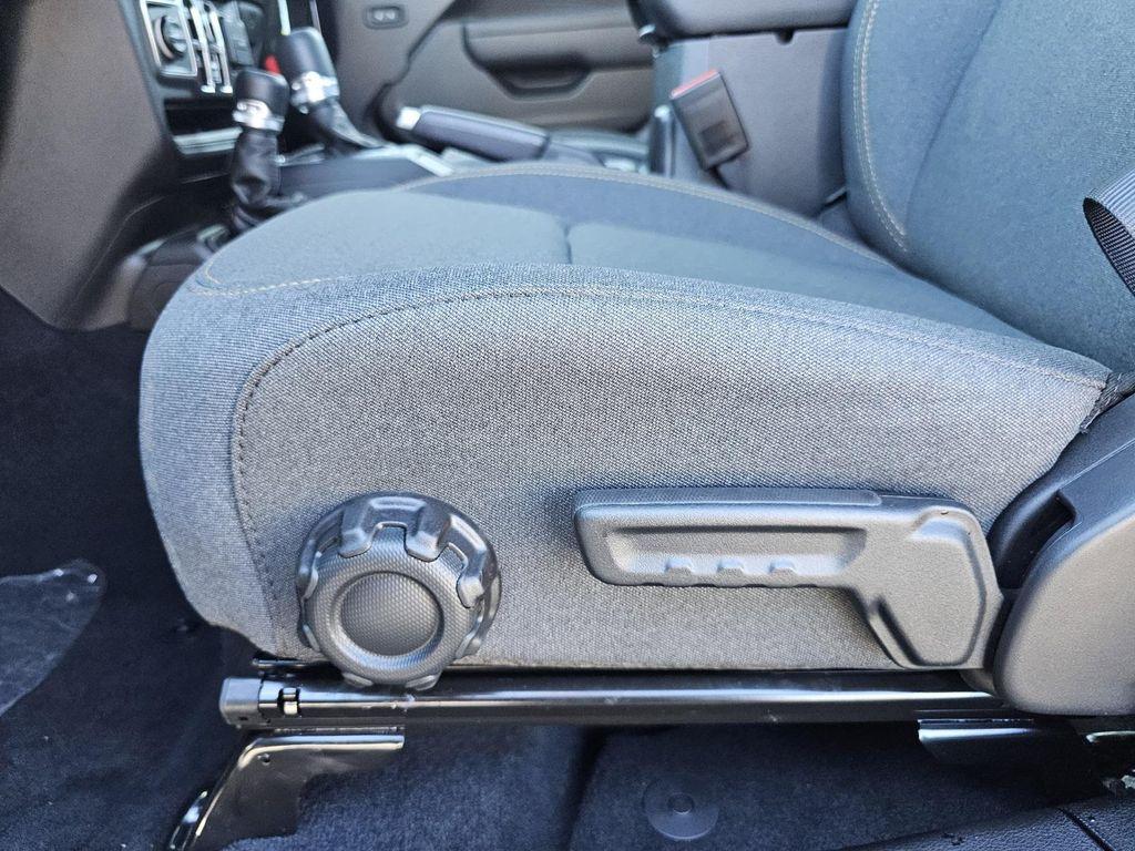 new 2025 Jeep Gladiator car, priced at $33,595