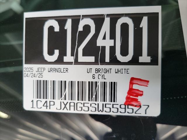 new 2025 Jeep Wrangler car, priced at $32,143