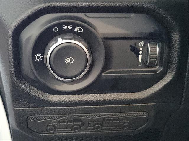 new 2025 Jeep Wrangler car, priced at $32,143