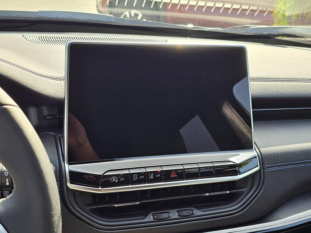 new 2026 Jeep Compass car, priced at $26,995