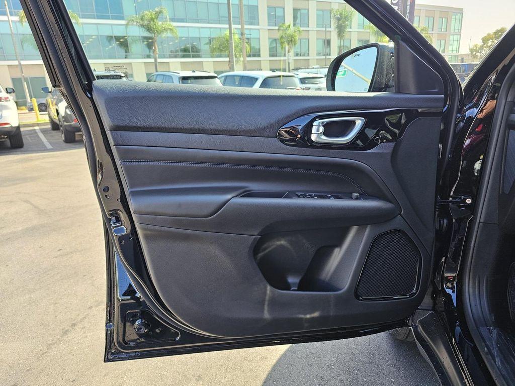 new 2026 Jeep Compass car, priced at $26,995