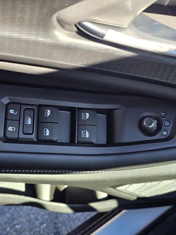 new 2025 Jeep Grand Cherokee car, priced at $34,995