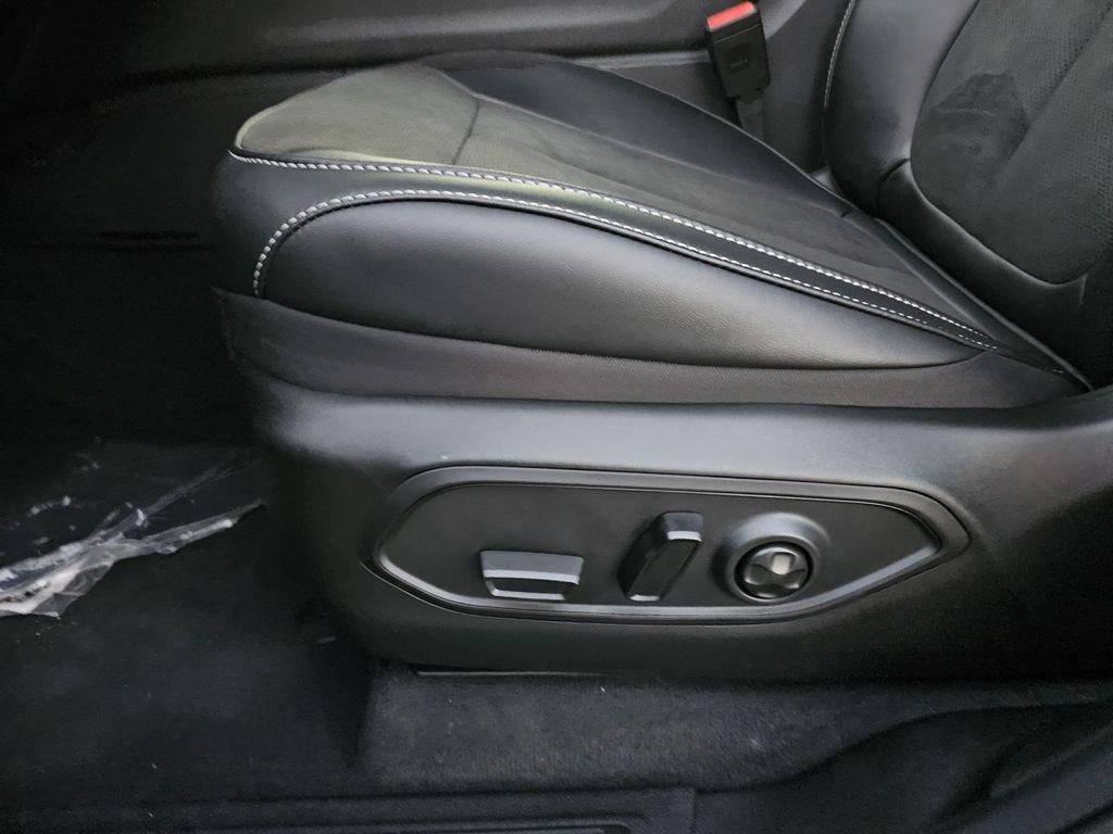 new 2025 Jeep Grand Cherokee L car, priced at $40,980