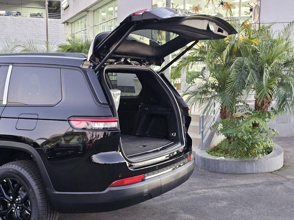 new 2025 Jeep Grand Cherokee L car, priced at $40,980