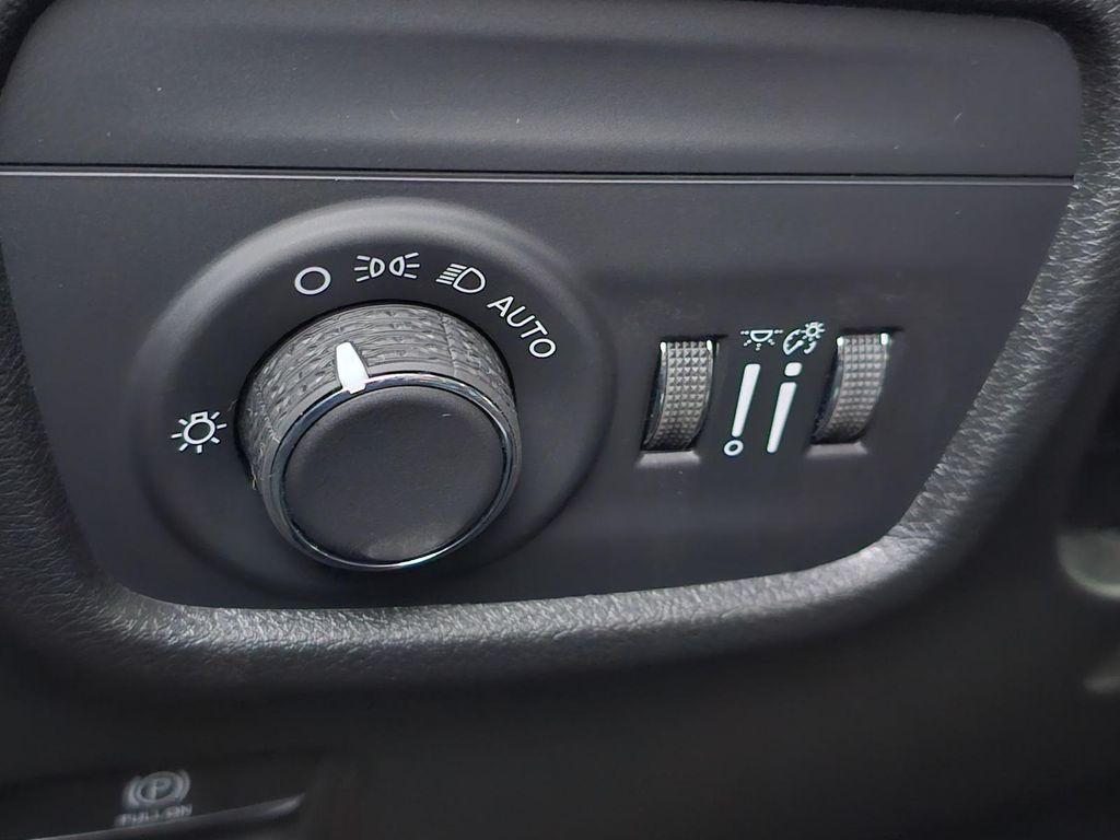 new 2025 Jeep Grand Cherokee L car, priced at $40,980