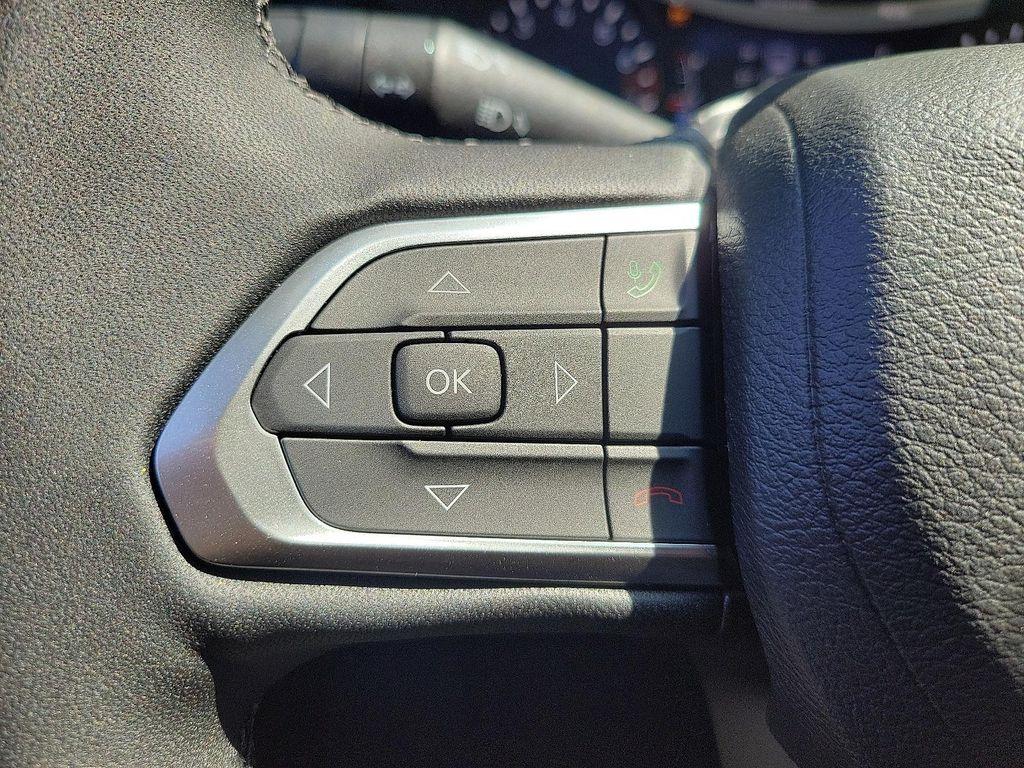 new 2025 Jeep Compass car, priced at $25,959