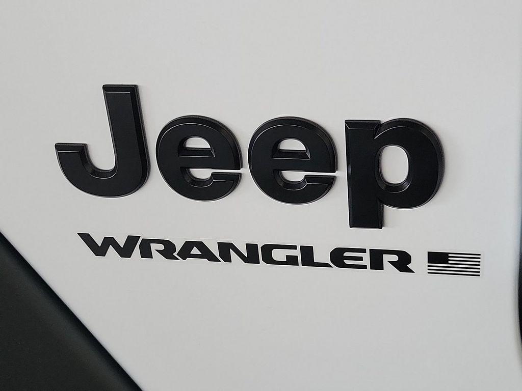 new 2025 Jeep Wrangler car, priced at $27,995