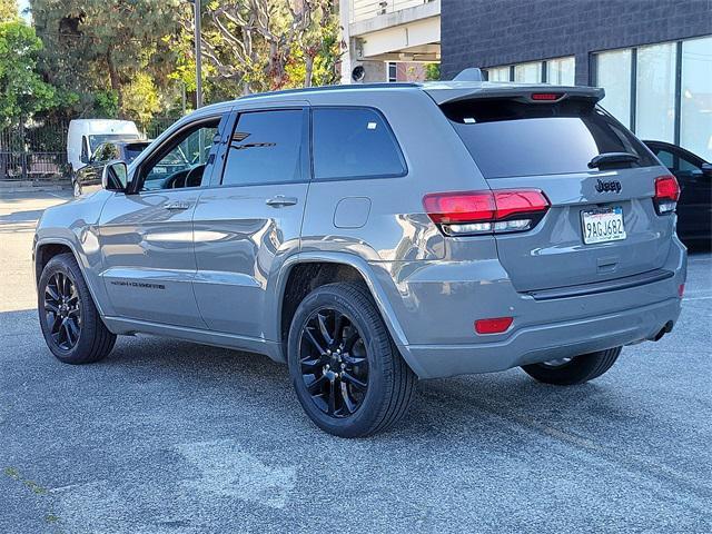 used 2022 Jeep Grand Cherokee car, priced at $28,997
