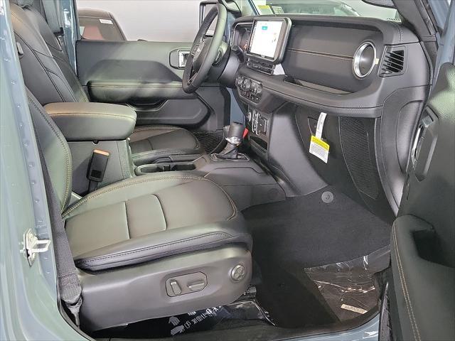 new 2025 Jeep Gladiator car, priced at $44,175