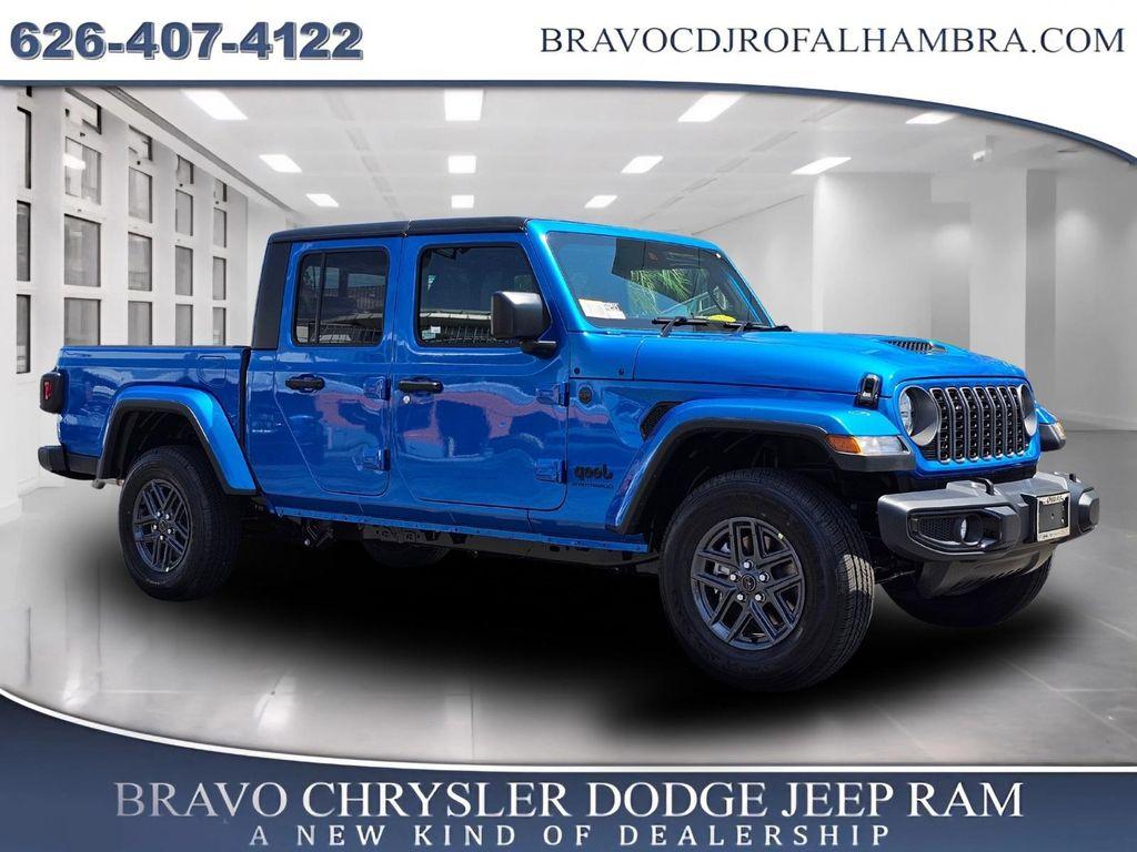 new 2025 Jeep Gladiator car, priced at $36,995