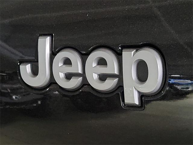 new 2025 Jeep Grand Cherokee L car, priced at $36,995