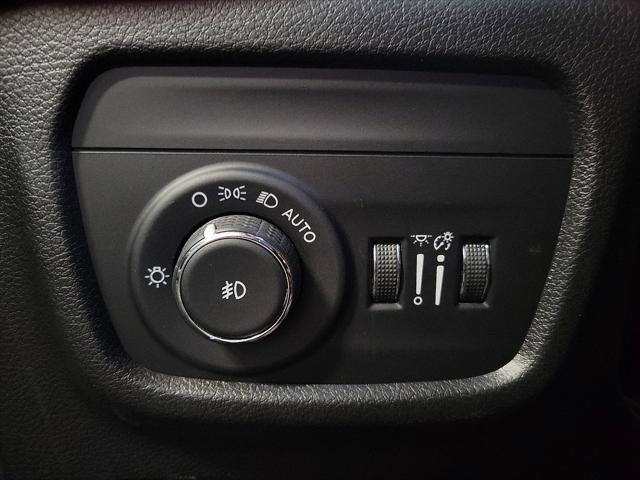 used 2023 Jeep Grand Cherokee car, priced at $29,999