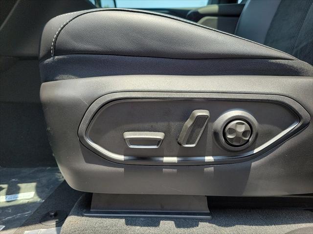 new 2025 Jeep Grand Cherokee L car, priced at $42,322